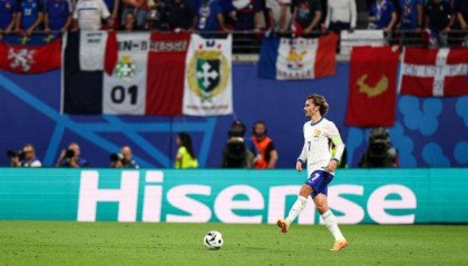 kaiyun-【欧洲杯】格子屡失机西蒙斯进球被吹，荷兰0比0法国