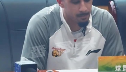 开云体育下载-奎因：我们打得非常好 对抗真正优秀的球队对我们来说是一种收获