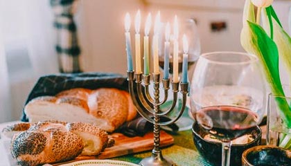 彻夜狂欢！掘金全队前往赌城拉斯维加斯酒吧蹦迪